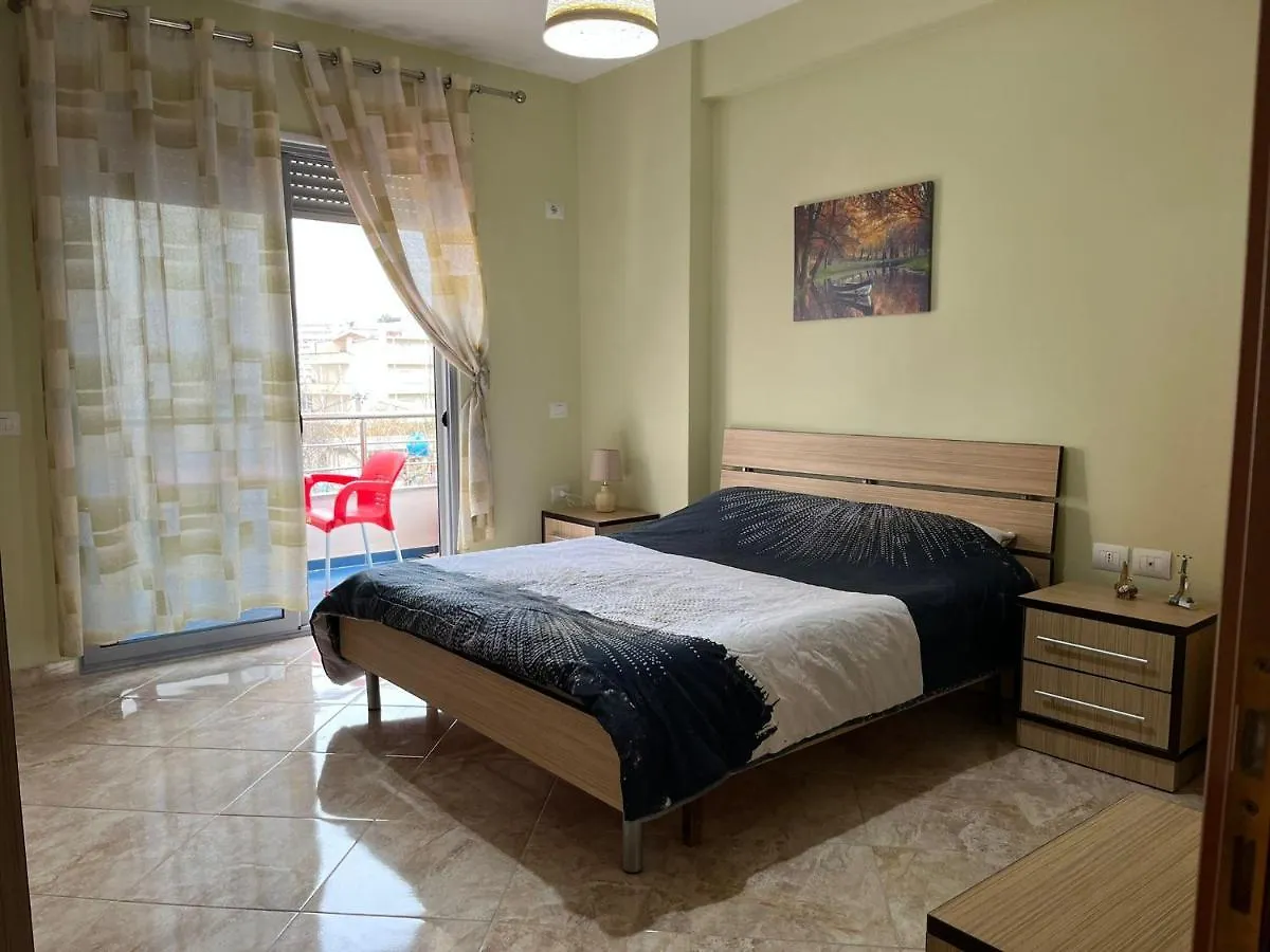 Lungomare Vlore Con Garage Privato