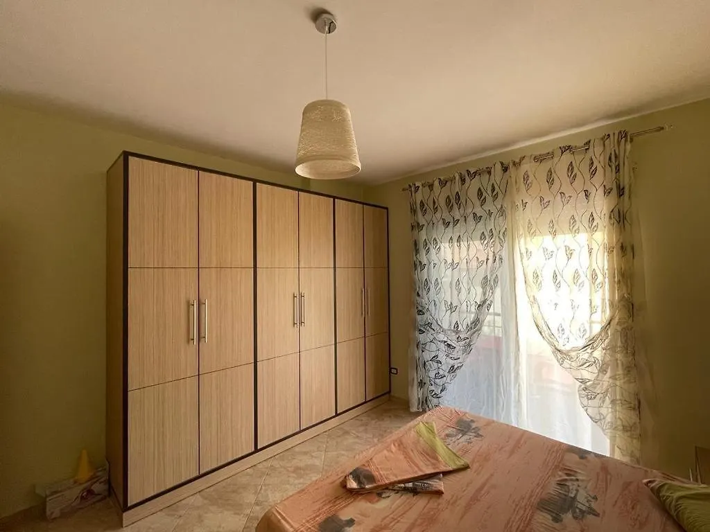 Apartment Lungomare Vlore Con Garage Privato